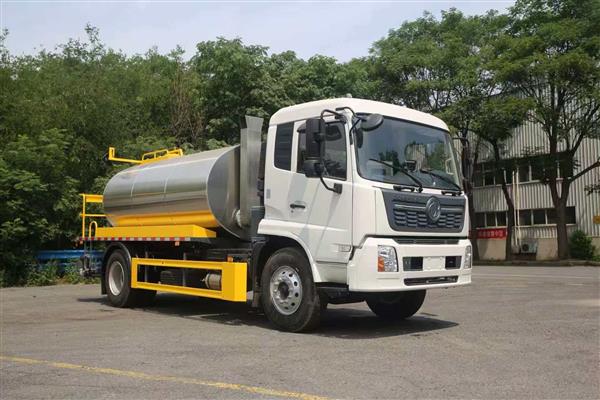 Xe Phun Rải Nhựa Đường Dongfeng 7 Khối